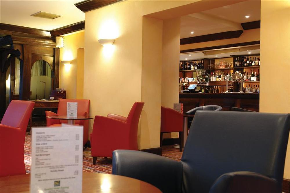 The Bell Hotel Epping Restaurante foto