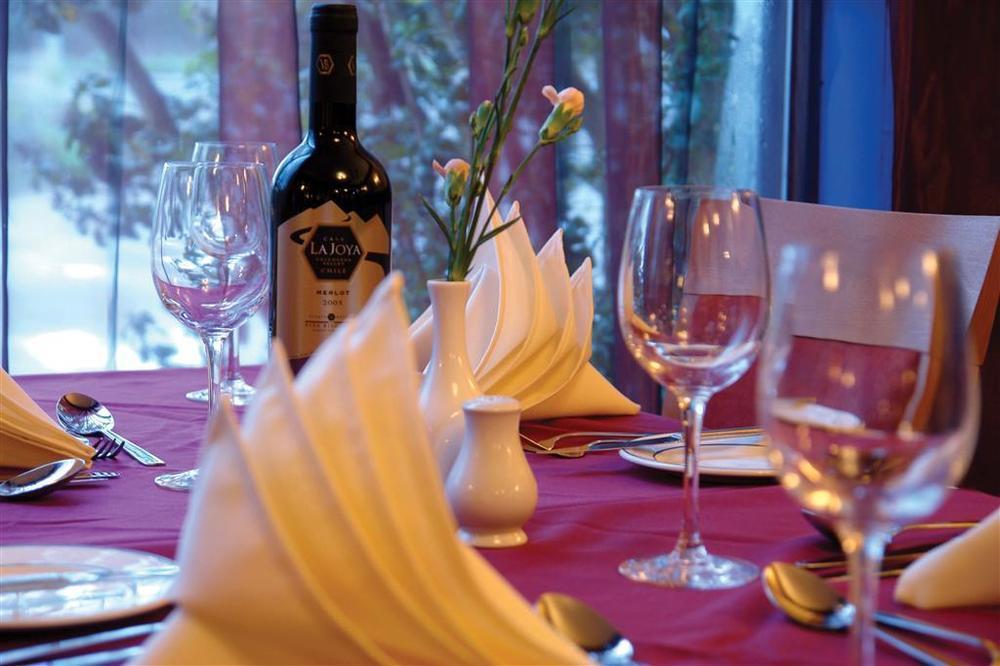 The Bell Hotel Epping Restaurante foto
