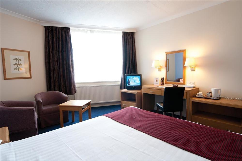 The Bell Hotel Epping Habitación foto